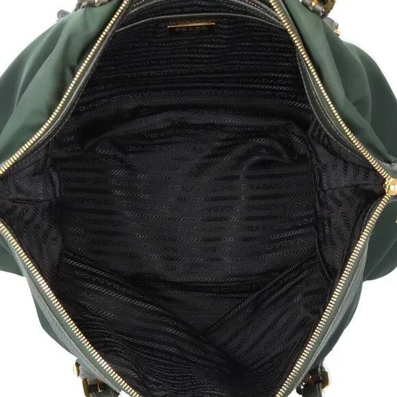 PRADA Green Shoulder Bag - Picture 6 of 16